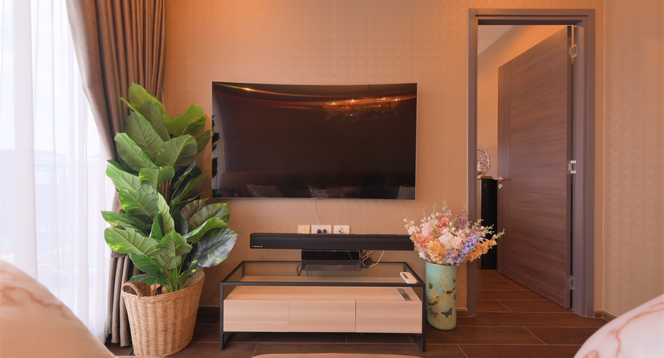 For sale 2 bedrooms condo in Watthana, Bangkok