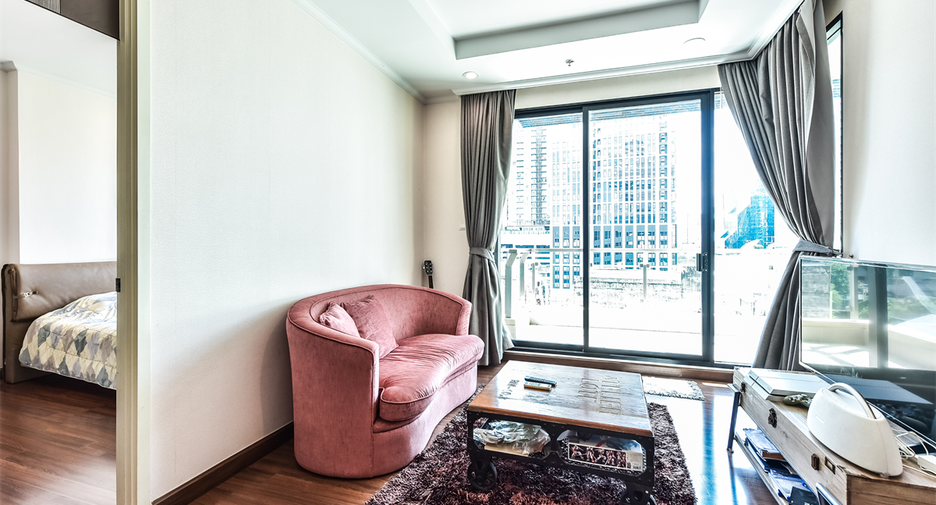 À vendre 2 chambres condo à Sathon, Bangkok