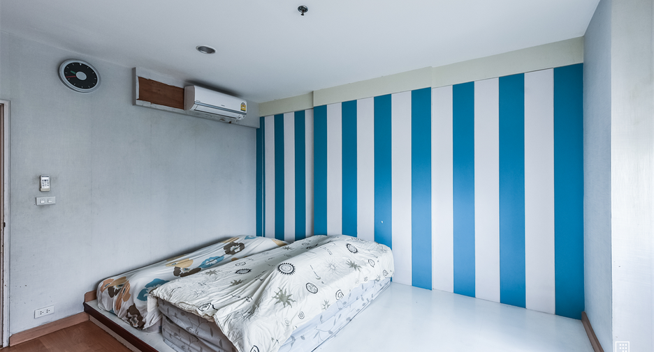For sale 2 bedrooms condo in Sathon, Bangkok
