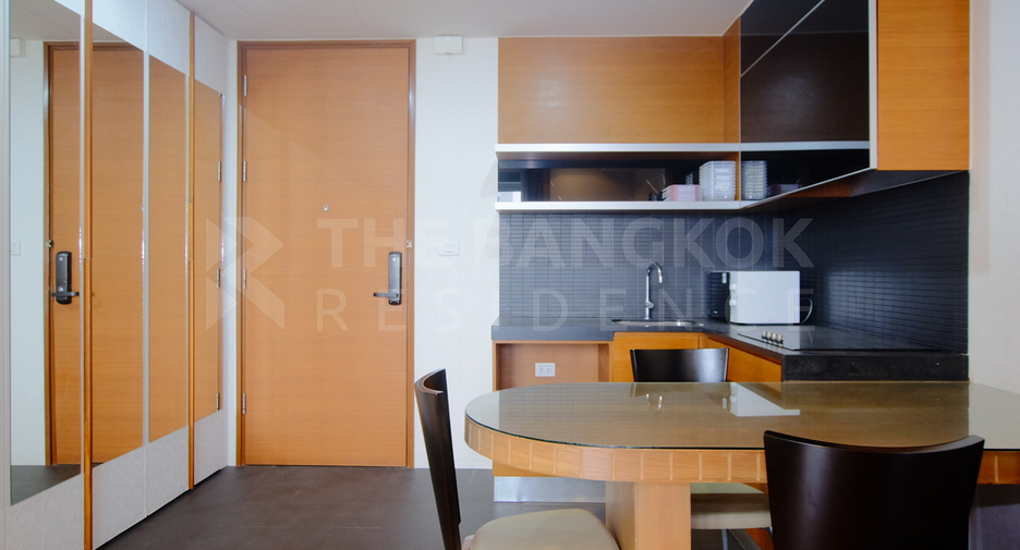 Condo en venta de 2 habitaciones en Khlong Toei, Bangkok
