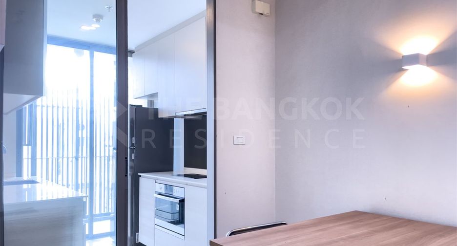 À vendre 1 chambre condo à Khlong San, Bangkok