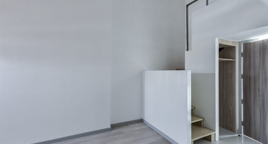 For sale 2 bedrooms condo in Sathon, Bangkok