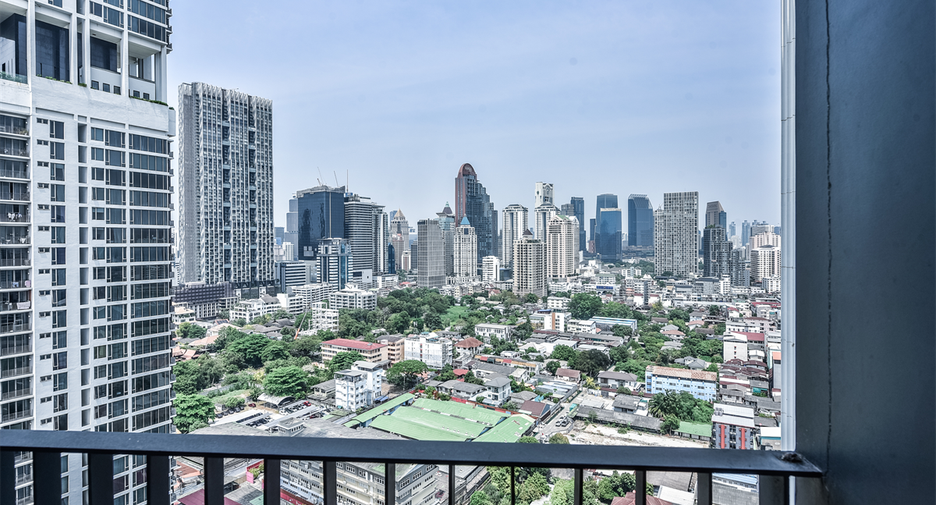 For sale 2 bedrooms condo in Sathon, Bangkok