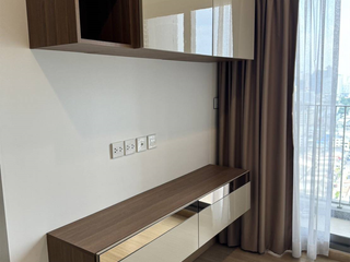 À vendre 2 chambres condo à Bang Na, Bangkok