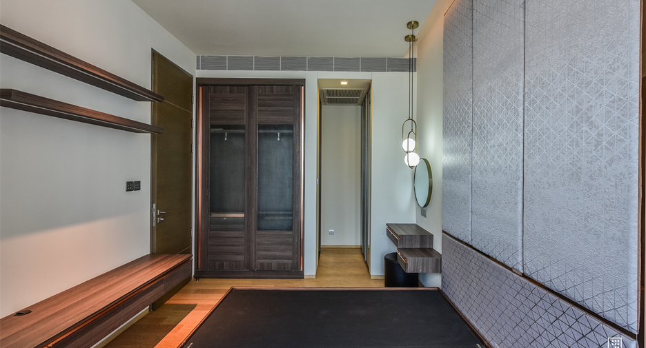 For sale 1 bed condo in Sathon, Bangkok