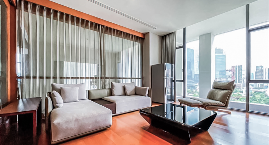 À vendre 3 chambres condo à Sathon, Bangkok