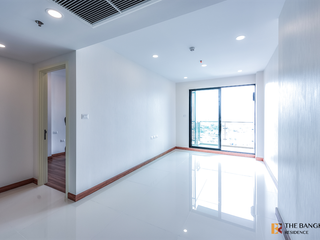 À vendre 1 chambre condo à Khlong San, Bangkok