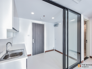 À vendre 1 chambre condo à Khlong San, Bangkok