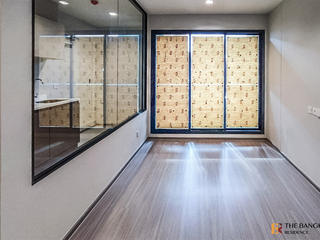 Condo en venta de 2 habitaciones en Thon Buri, Bangkok