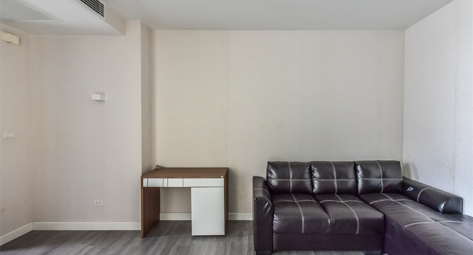 For sale 1 Beds condo in Khlong San, Bangkok