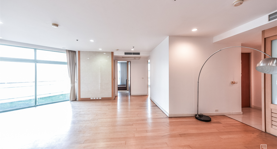 À vendre 4 chambres condo à Bang Kho Laem, Bangkok