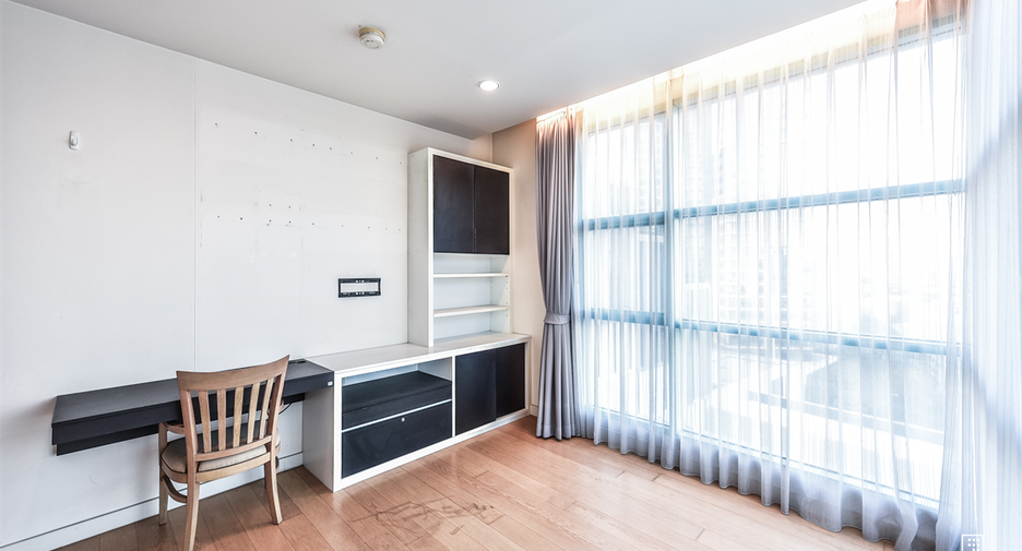 À vendre 4 chambres condo à Bang Kho Laem, Bangkok