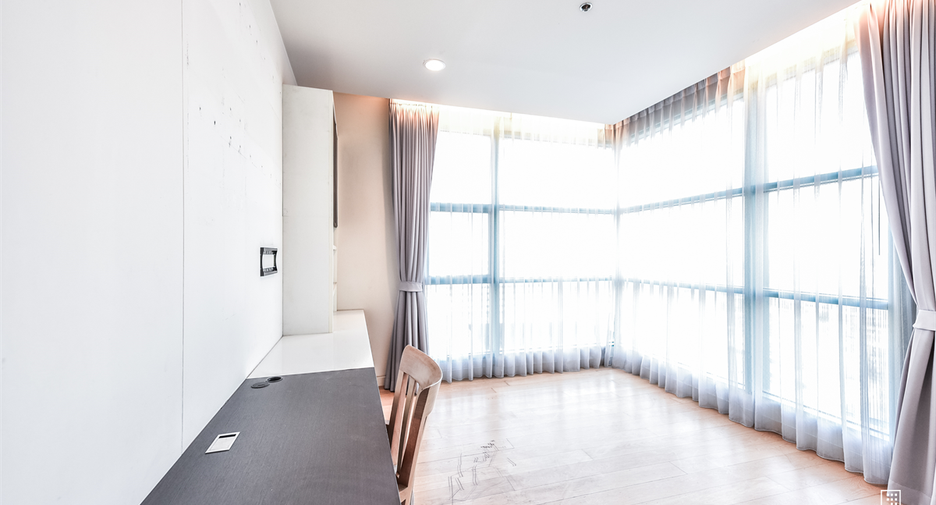 À vendre 4 chambres condo à Bang Kho Laem, Bangkok