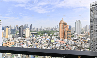 For sale 2 bedrooms condo in Khlong Toei, Bangkok