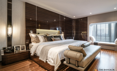 For sale 5 bedrooms condo in Watthana, Bangkok