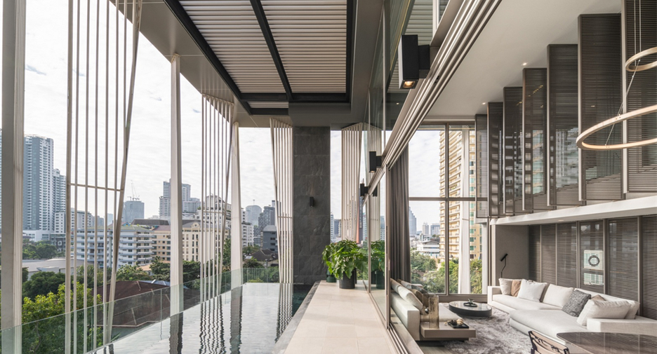 For sale 5 bedrooms condo in Watthana, Bangkok