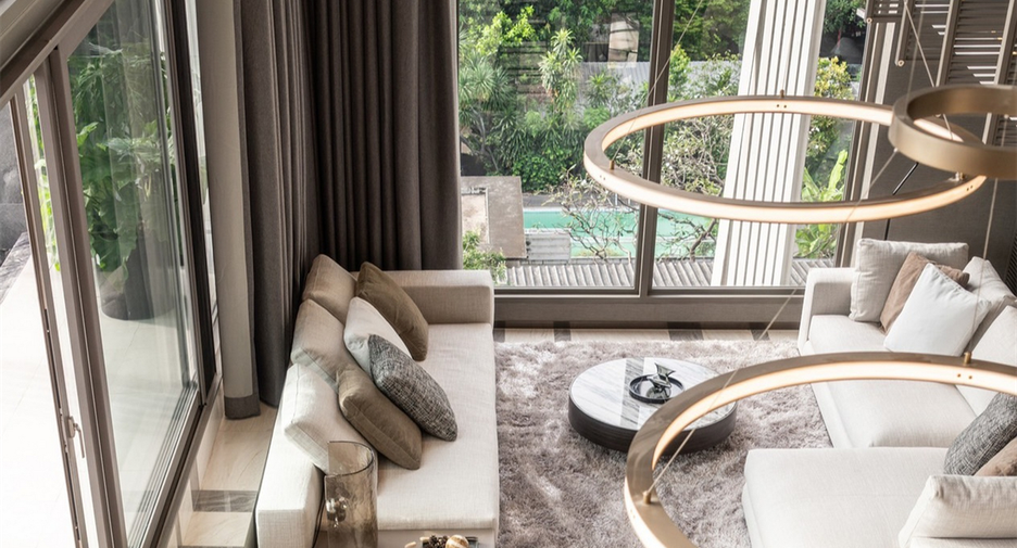 For sale 5 bedrooms condo in Watthana, Bangkok