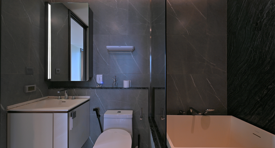 For sale 1 bed condo in Watthana, Bangkok
