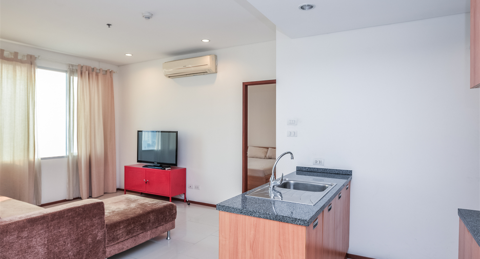 For sale 1 bed condo in Khlong San, Bangkok