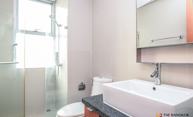 For sale 1 bed condo in Khlong San, Bangkok