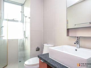 Продажа 1 кровать кондо в Кхлонг Сан, Бангкок