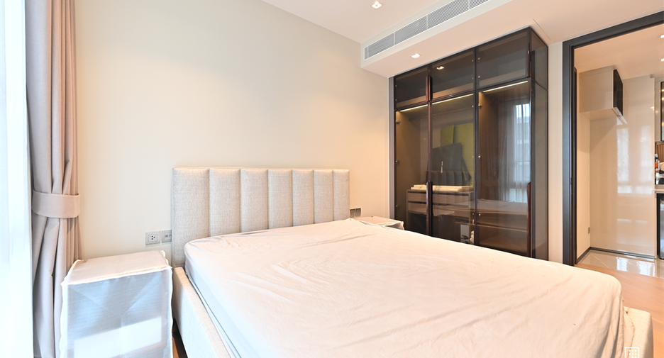 For sale 2 bedrooms condo in Watthana, Bangkok
