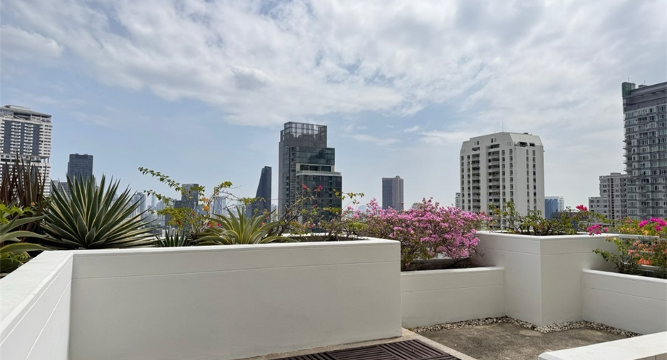À vendre 1 chambre condo à Khlong Toei, Bangkok