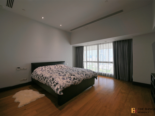 For sale 3 ベッドルーム condo in Khlong Toei, Bangkok