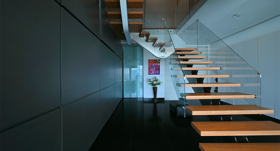For sale 3 bedrooms condo in Khlong Toei, Bangkok