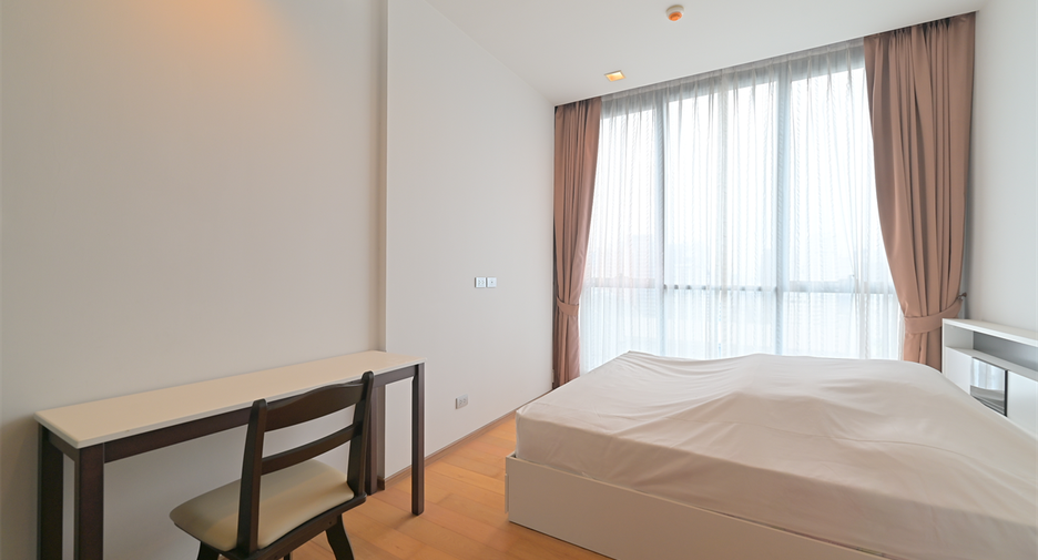 For sale 1 bed condo in Khlong Toei, Bangkok