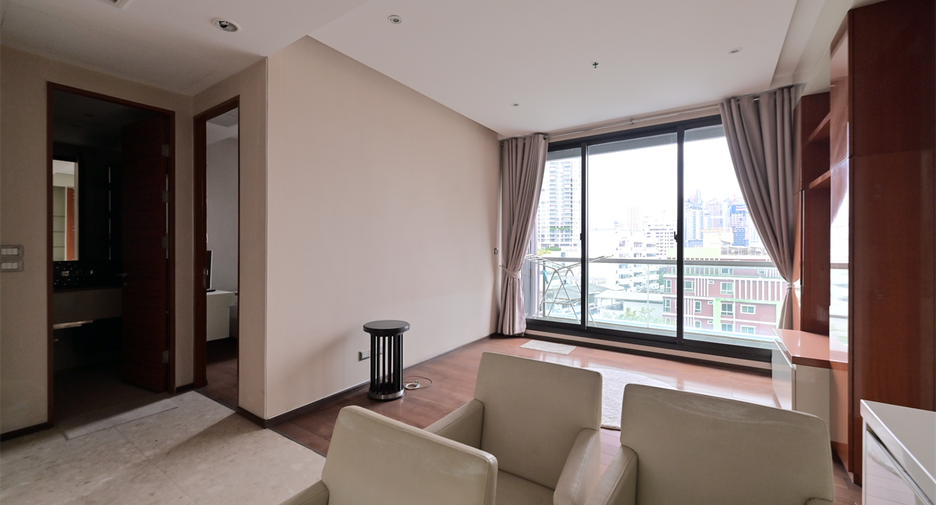 Condo en venta de 2 habitaciones en Khlong Toei, Bangkok
