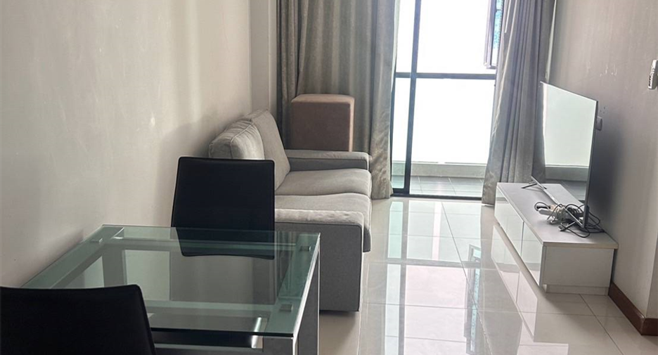 For sale 1 bed condo in Watthana, Bangkok