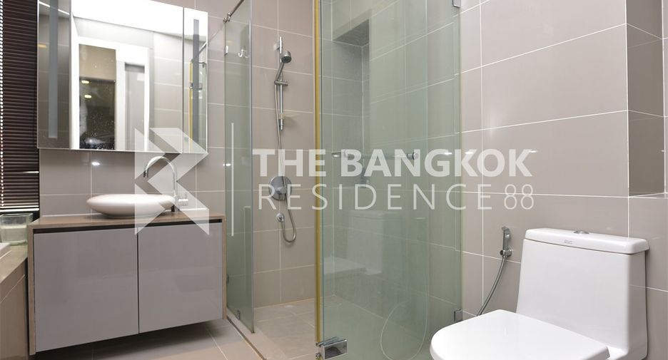 For sale 2 bedrooms condo in Bang Rak, Bangkok