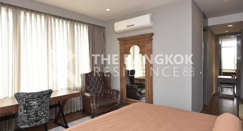 For sale 2 bedrooms condo in Bang Rak, Bangkok