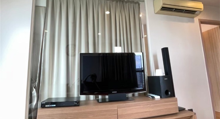 For sale 2 bedrooms condo in Khlong San, Bangkok