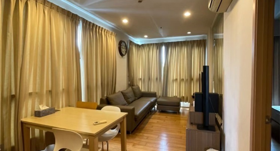 For sale 2 bedrooms condo in Khlong San, Bangkok