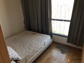 Продажа 2 спальни кондо в Кхлонг Сан, Бангкок