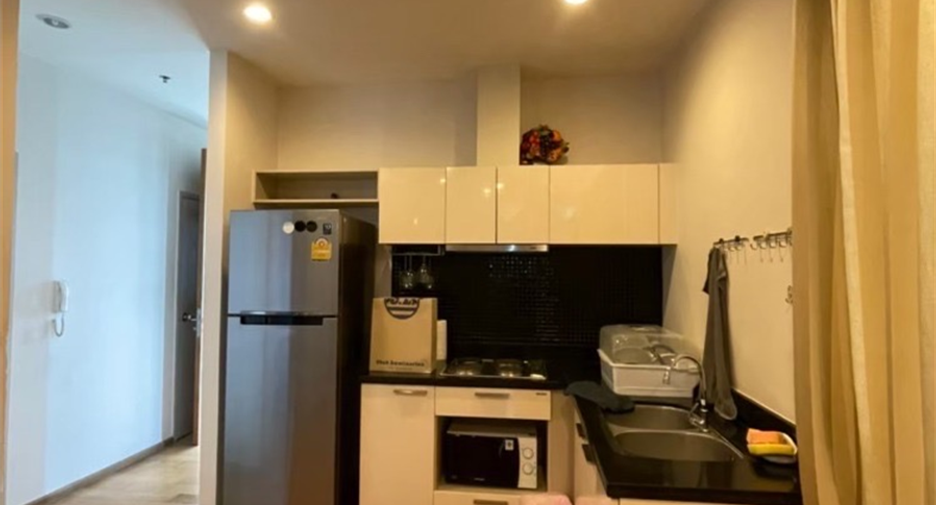 For sale 2 bedrooms condo in Khlong San, Bangkok