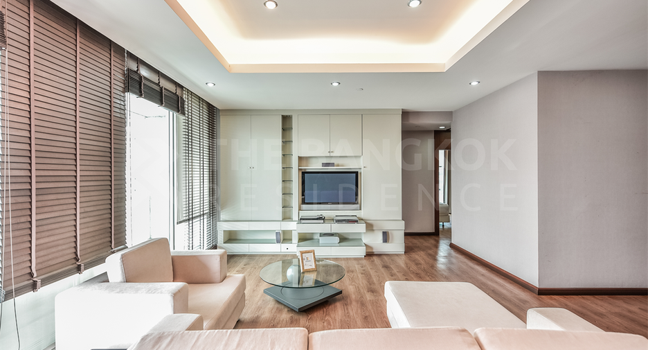For sale 3 bedrooms condo in Sathon, Bangkok