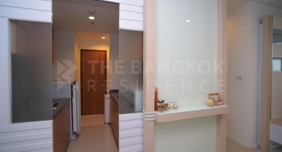 For sale 1 bed condo in Khlong San, Bangkok