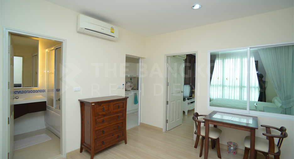 For sale 1 bed condo in Sathon, Bangkok