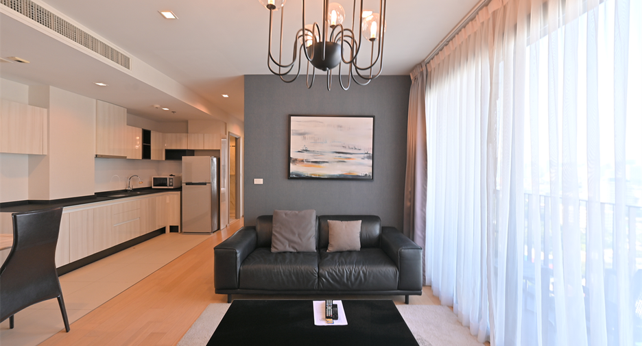 For sale 2 bedrooms condo in Watthana, Bangkok