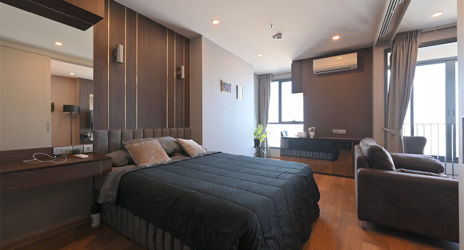 For sale 1 bed condo in Pathum Wan, Bangkok