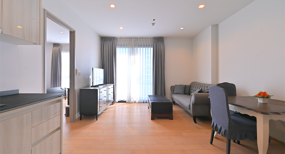 For sale 1 bed condo in Watthana, Bangkok