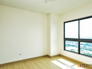 For sale 2 bedrooms condo in Thon Buri, Bangkok