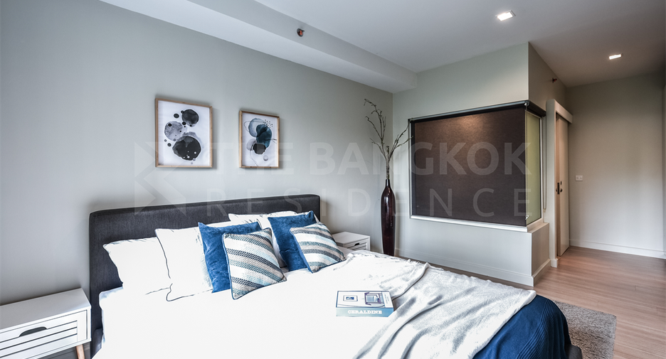 For sale 2 bedrooms condo in Sathon, Bangkok