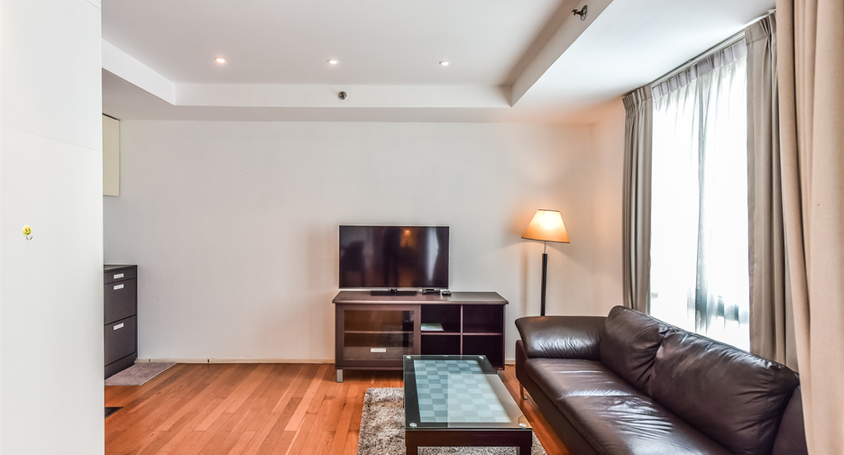 For sale 1 bed condo in Sathon, Bangkok