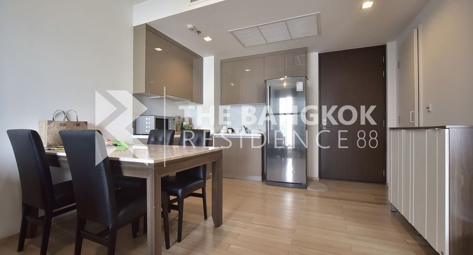 À vendre 1 chambre condo à Khlong Toei, Bangkok