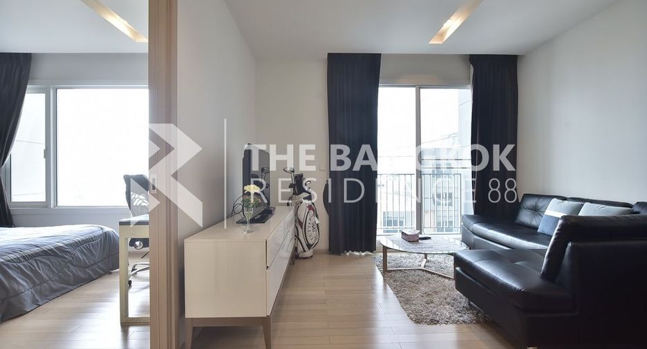 À vendre 1 chambre condo à Khlong Toei, Bangkok
