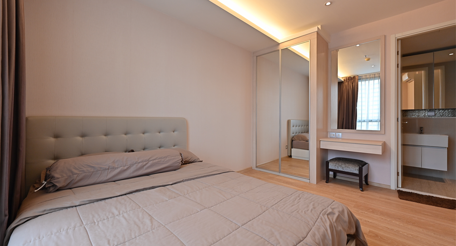 For sale 1 bed condo in Watthana, Bangkok
